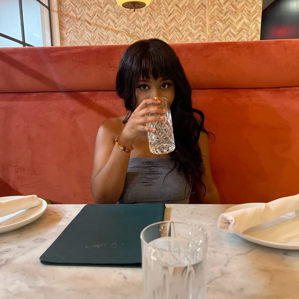 Meet your Posher, Aja
